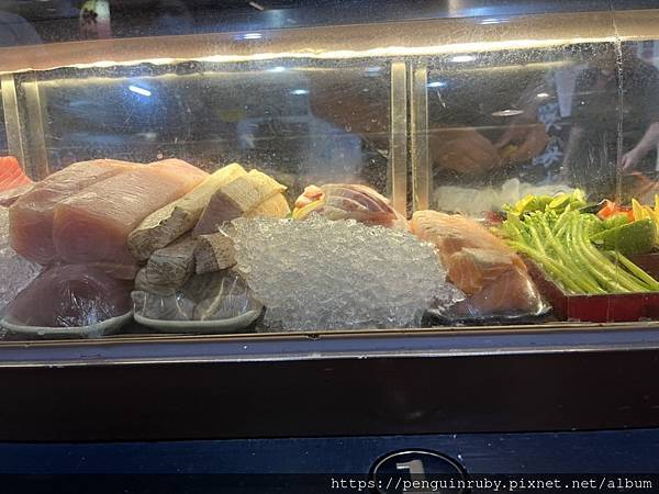 S__81707016 S__81707016