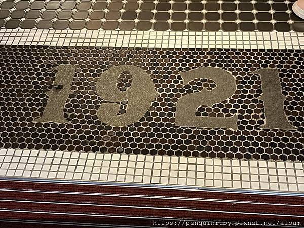 S__82051082 S__82051082