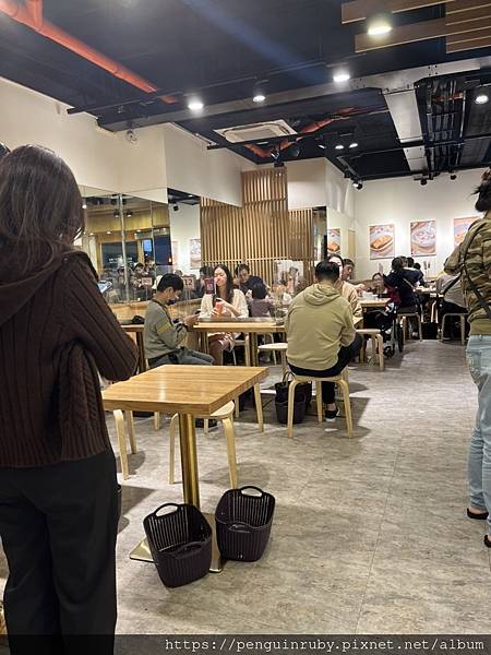 S__83968009 S__83968009