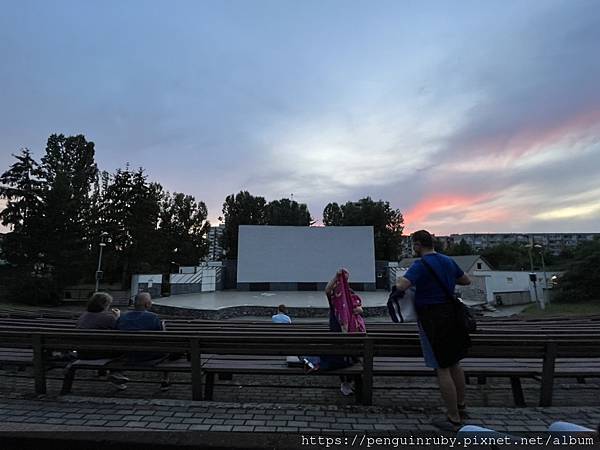 S__88940553 S__88940553