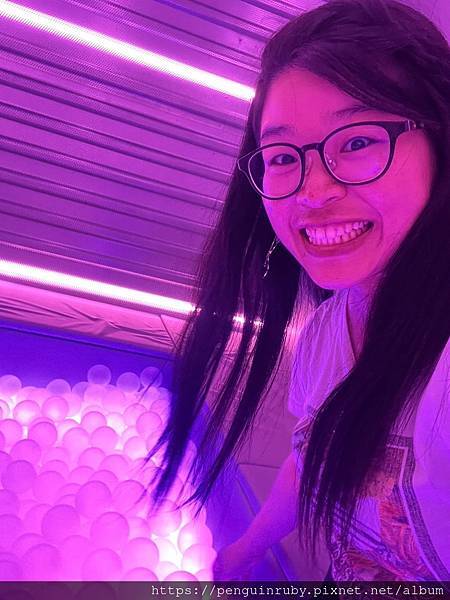 【匈牙利Hungary】 熱門網美拍照景點新指標!IKONO 【匈牙利Hungary】 熱門網美拍照景點新指標!IKONO