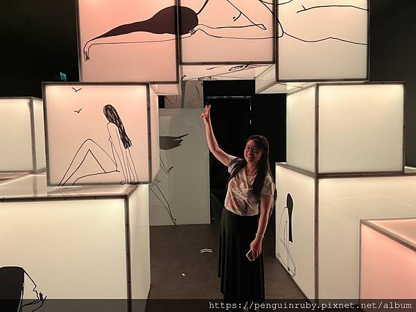 【匈牙利Hungary】 熱門網美拍照景點新指標!IKONO 【匈牙利Hungary】 熱門網美拍照景點新指標!IKONO