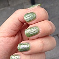 nails_green.jpg