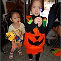 20131031-幼稚園萬聖節-2.jpg