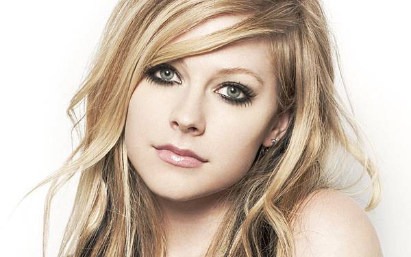 Avril-Lavigne-avril-lavigne-31810140-1920-1200