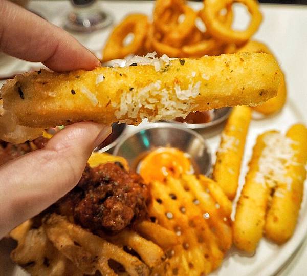 PATIO46_200106_0027.jpg PATIO46_200106_0027.jpg