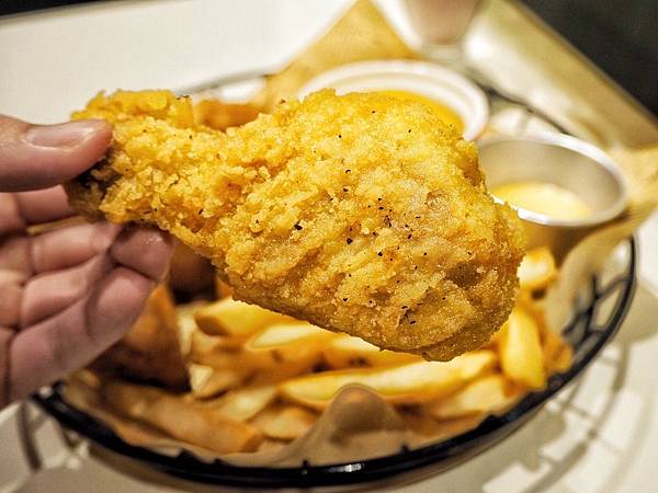 PATIO46_200106_0021.jpg PATIO46_200106_0021.jpg