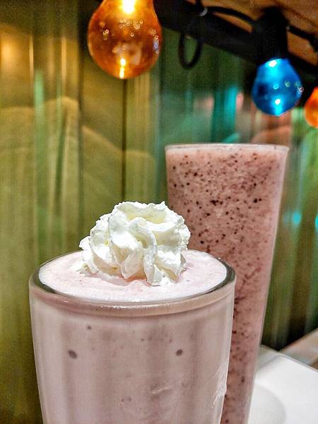 PATIO46_200106_0007.jpg PATIO46_200106_0007.jpg