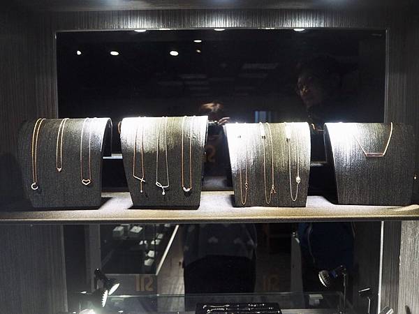 IR飾品_200201_0033.jpg IR飾品_200201_0033.jpg