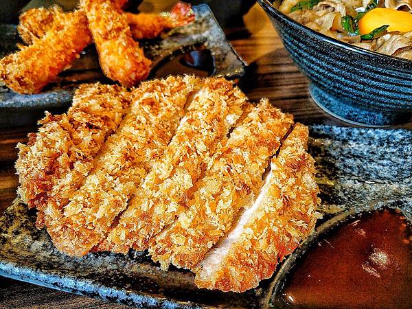 新丼_200706_26.jpg 新丼_200706_26.jpg