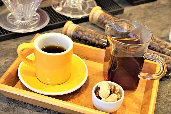 熊喝咖啡017.jpg 熊喝咖啡017.jpg