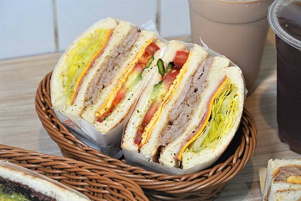 珍品居037.jpg 珍品居037.jpg