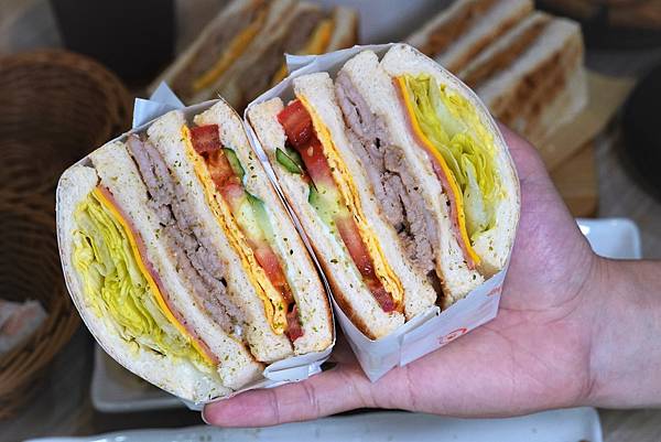 珍品居040.jpg 珍品居040.jpg