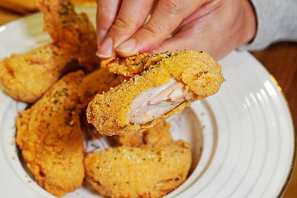 LINE_ALBUM_樂義食大墩店_220111_14.jpg LINE_ALBUM_樂義食大墩店_220111_14.jpg