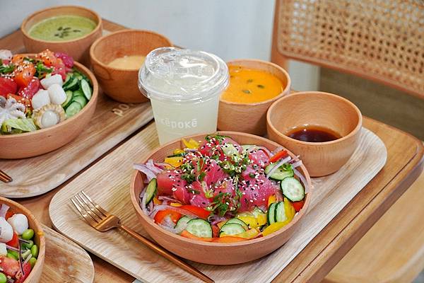 LINE_ALBUM_Poke poke健行店_220219_7.jpg LINE_ALBUM_Poke poke健行店_220219_7.jpg