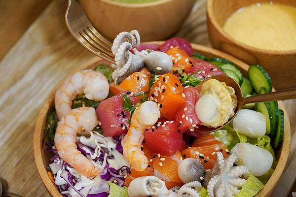 LINE_ALBUM_Poke poke健行店_220219_16.jpg LINE_ALBUM_Poke poke健行店_220219_16.jpg