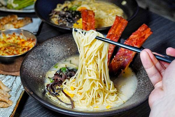 LINE_ALBUM_森的拉麵_220602_0.jpg LINE_ALBUM_森的拉麵_220602_0.jpg