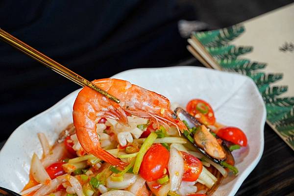 LINE_ALBUM_One More泰_220604_12.jpg LINE_ALBUM_One More泰_220604_12.jpg