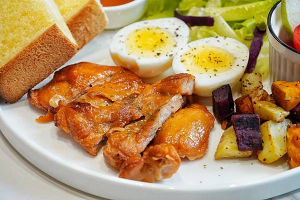 LINE_ALBUM_Kapah 咖啡廳_220813_14.jpg LINE_ALBUM_Kapah 咖啡廳_220813_14.jpg