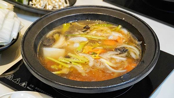 LINE_ALBUM_狂一鍋漢口店_220909_14.jpg LINE_ALBUM_狂一鍋漢口店_220909_14.jpg