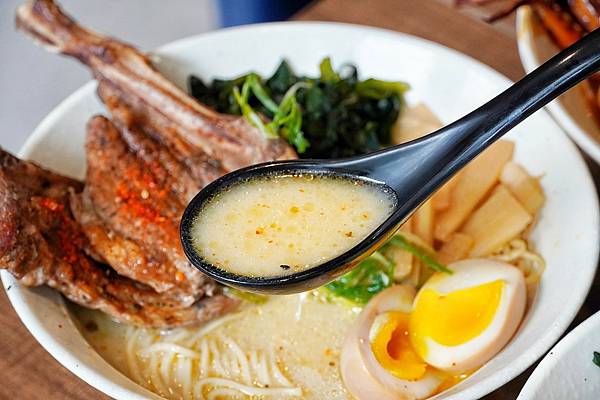 LINE_ALBUM_兆曜拉麵 丼飯_221029_30.jpg