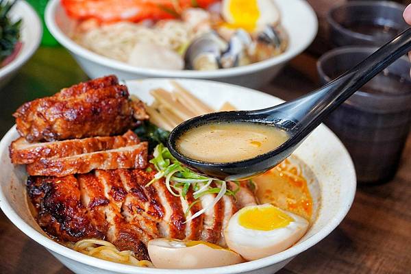 LINE_ALBUM_兆曜拉麵 丼飯_221029_9.jpg