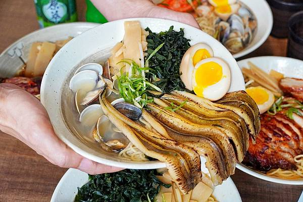 LINE_ALBUM_兆曜拉麵 丼飯_221029_18.jpg