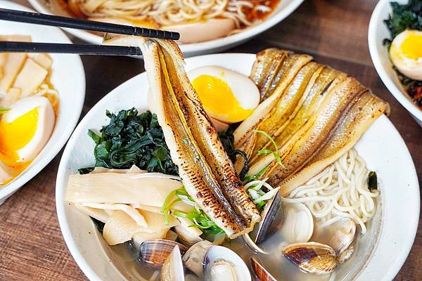 LINE_ALBUM_兆曜拉麵 丼飯_221029_15.jpg