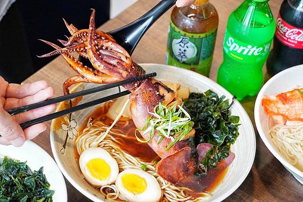 LINE_ALBUM_兆曜拉麵 丼飯_221029_23.jpg