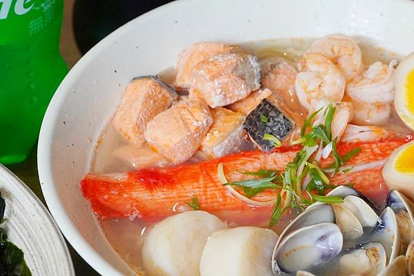 LINE_ALBUM_兆曜拉麵 丼飯_221029_6.jpg