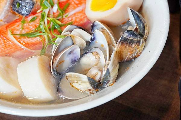 LINE_ALBUM_兆曜拉麵 丼飯_221029_3.jpg