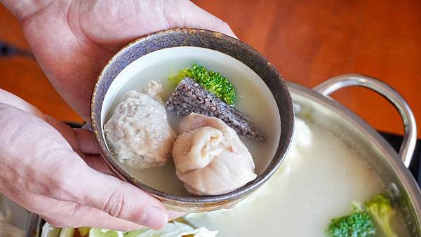 LINE_ALBUM_漢來美食火鍋湯底 二傻夫婦_230212_15.jpg LINE_ALBUM_漢來美食火鍋湯底 二傻夫婦_230212_15.jpg