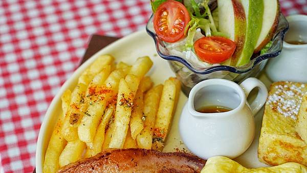 LINE_ALBUM_FOMO Brunch 二傻夫婦_230220_6.jpg LINE_ALBUM_FOMO Brunch 二傻夫婦_230220_6.jpg