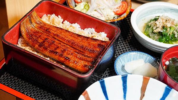 LINE_ALBUM_一鰻_240110_22.jpg LINE_ALBUM_一鰻_240110_22.jpg