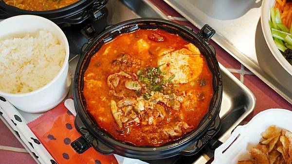 LINE_ALBUM_KATZ卡司.勤美 二傻夫婦_240616_6.jpg