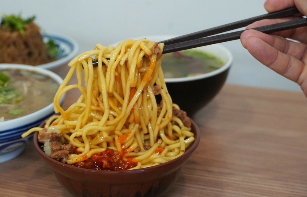 LINE_ALBUM_王爺王肉羹太平店_250528_20.jpg