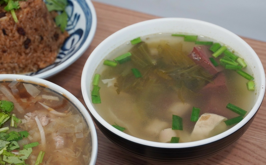 LINE_ALBUM_王爺王肉羹太平店_250528_21.jpg