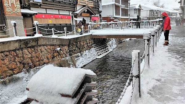 日本東北秘境=大正ロマンの湯の町= 銀山溫泉  神隱少女湯屋