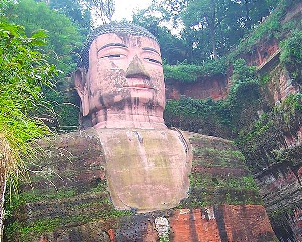 前往【宜賓三太子祖廟】順遊=樂山大佛.翠屏山.熊貓基地.李莊