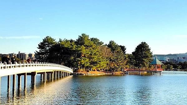 【福岡雙人行】紅葉八幡宮.在福岡的綠洲-大濠公園-散散步.吃