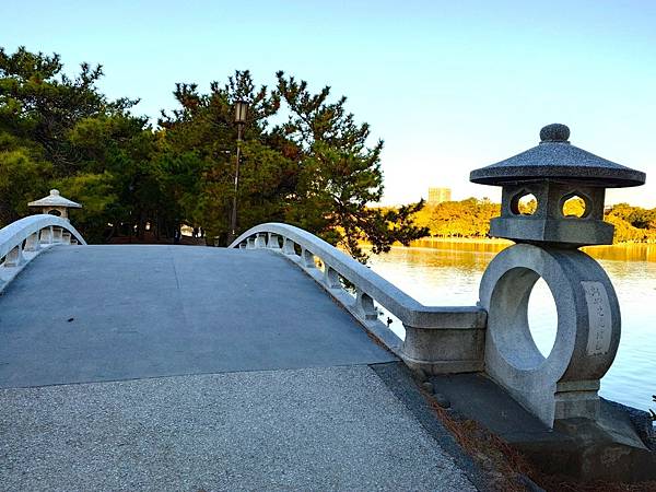 【福岡雙人行】紅葉八幡宮.在福岡的綠洲-大濠公園-散散步.吃