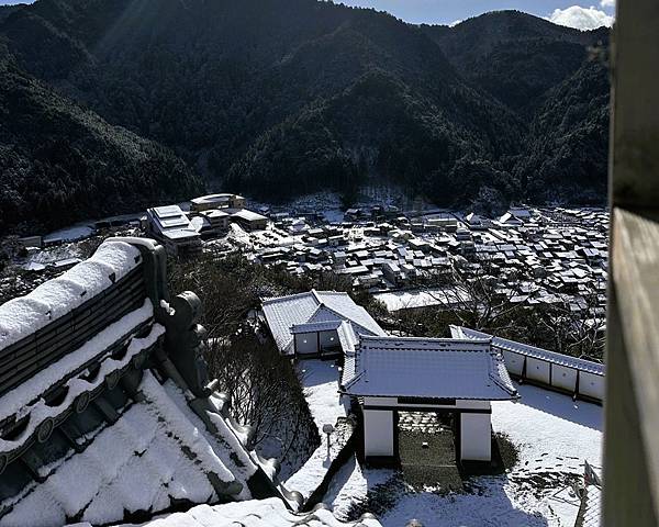 【追雪.賞雪.看看合掌造】走走郡上八幡城.兼六園.永平寺.金