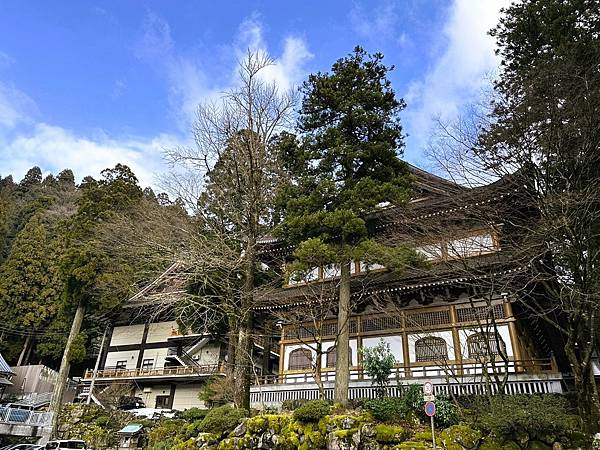 【追雪.賞雪.看看合掌造】走走郡上八幡城.兼六園.永平寺.金