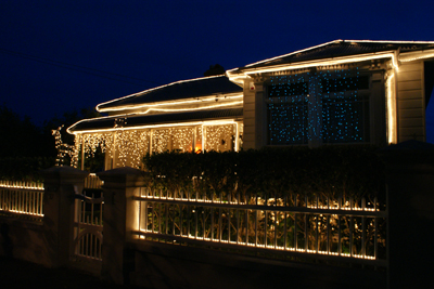 XmasLight10.jpg