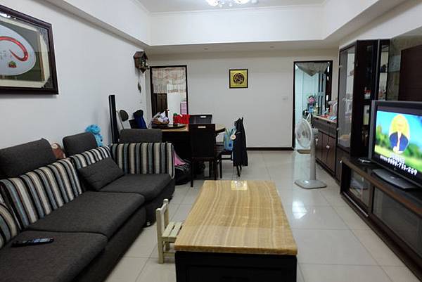 竹北一期華廈 爵士悅四房 雙平面車位 無緣物件 竹北台慶房屋 詩萍 痞客邦