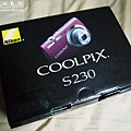 Nikon-CoolPix-S230-彩盒.jpg