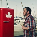 ‘O Canada’ 唱國歌 請你喝啤酒