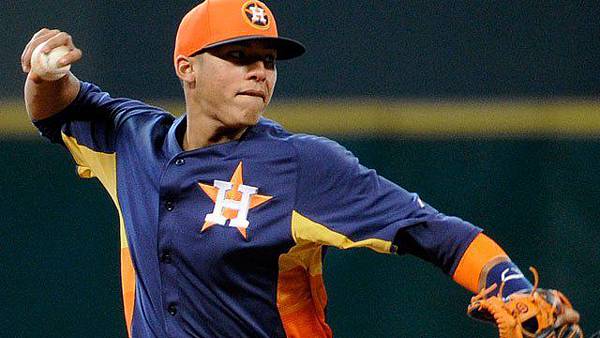 carlos_correa640_r7kl12df_2g7c3nxl