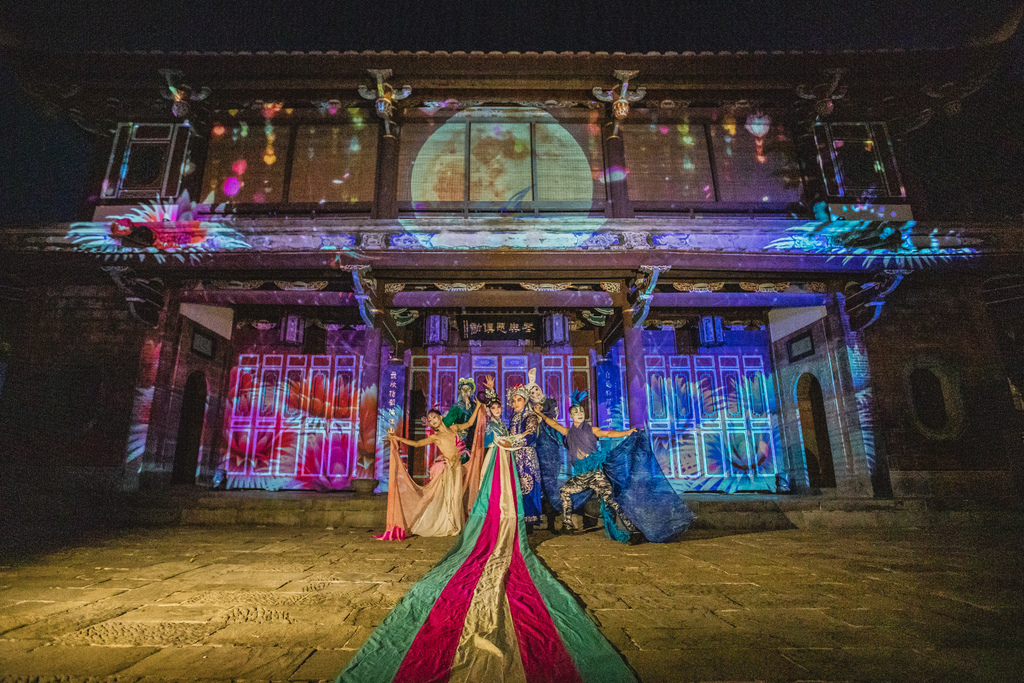 「花月圓 夜未眠」【新北‧板橋林家花園】 精彩浪漫光雕在台灣也很夢幻~~