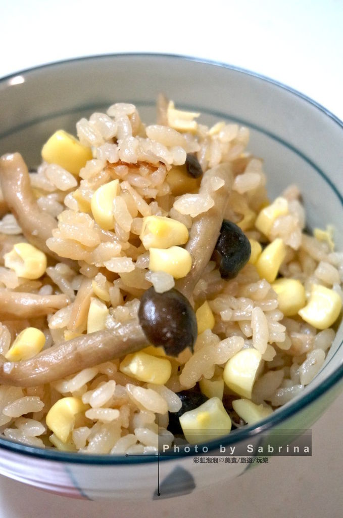 10.菇類玉米炊飯 10.菇類玉米炊飯